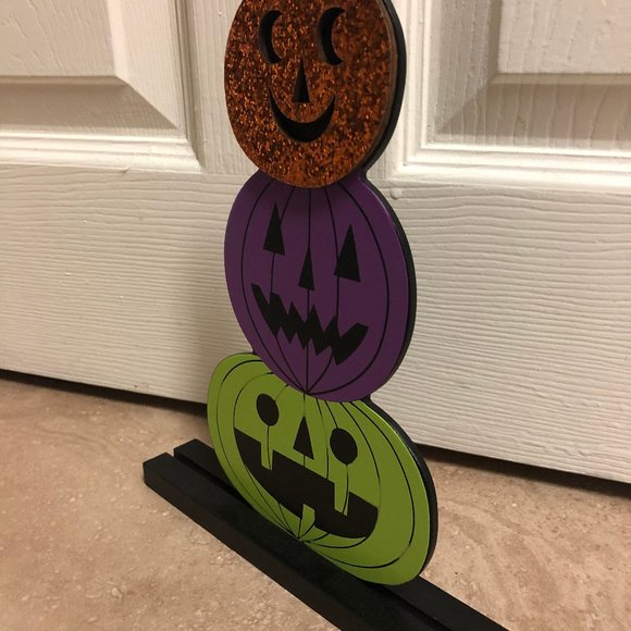 Pumpkin Halloween Sign - Picture 2 of 3
